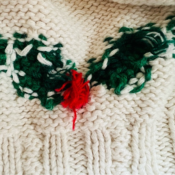 Vintage Red Bow Ugly Christmas Pullover Size M. Knitted by hand. - Picture 8 of 15